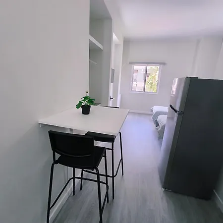 Carrillo 7 Apartment *